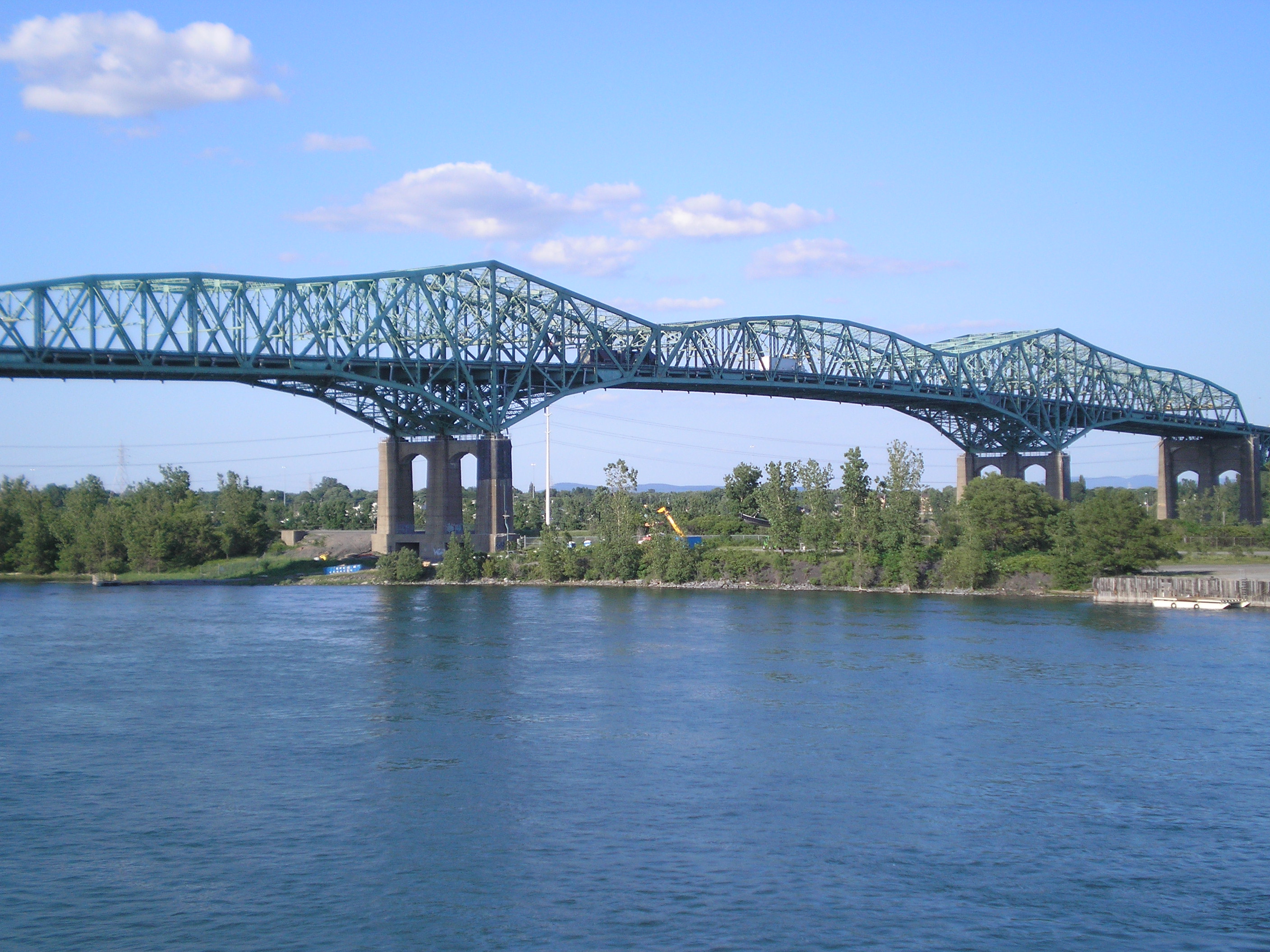 Replace Champlain Bridge? Feds Get Serious
